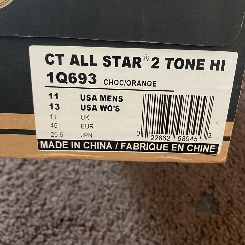 Men’s converse - Picture 2 of 2